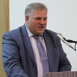 Председатель Курского регионального отделения РоСМУ профессор В.А. Липатов
