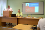 Заседание открывает заместитель председателя комитета образования и науки Курской области Ю.С. Парахин